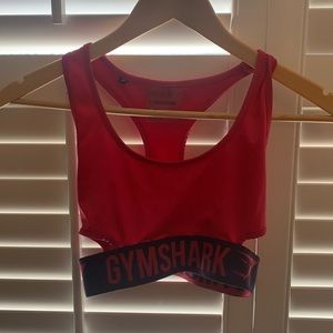 XS Gymshark workout top.